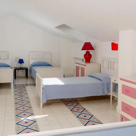 La Belle Vie Bed & Breakfast *