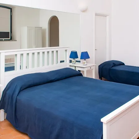 La Belle Vie Bed & Breakfast