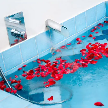 La Belle Vie Bed & Breakfast 4*